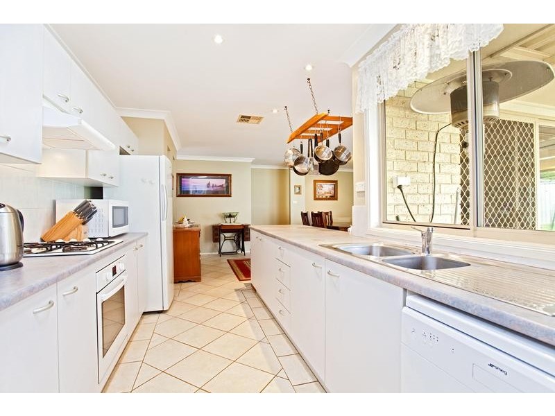 6 Shearwater Drive, Glenmore Park NSW 2745