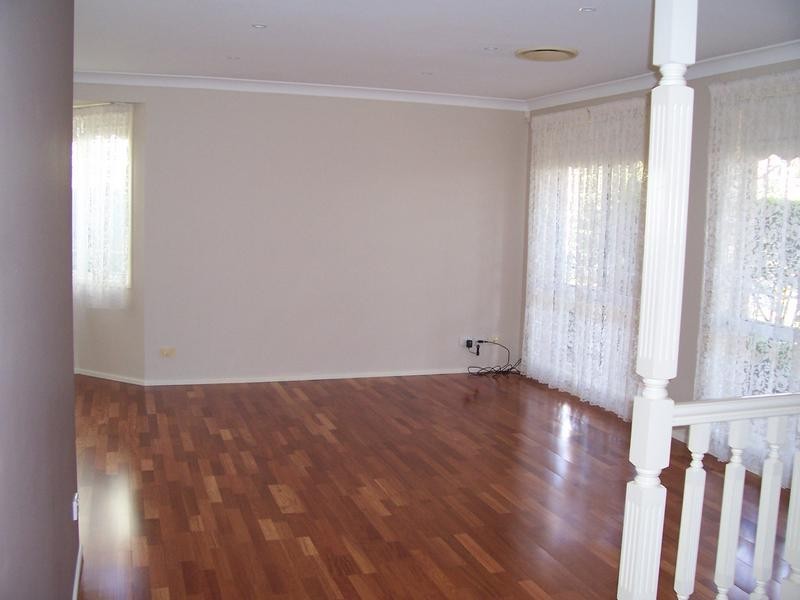 11 Coolabah Crescent, Glenmore Park NSW 2745