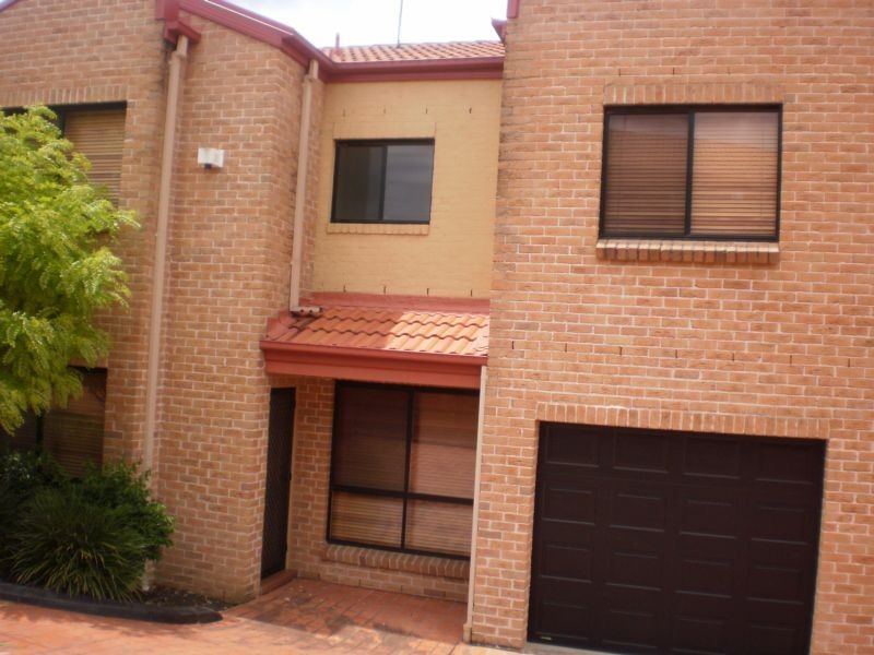 5/1 – 11 Candlebark Circuit, Glenmore Park NSW 2745