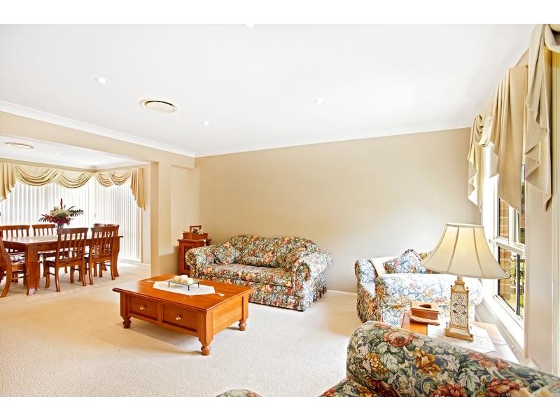 10 Gemalong Place, Glenmore Park NSW 2745