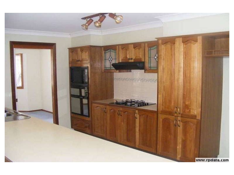 5 Harrower Place, Glenmore Park NSW 2745