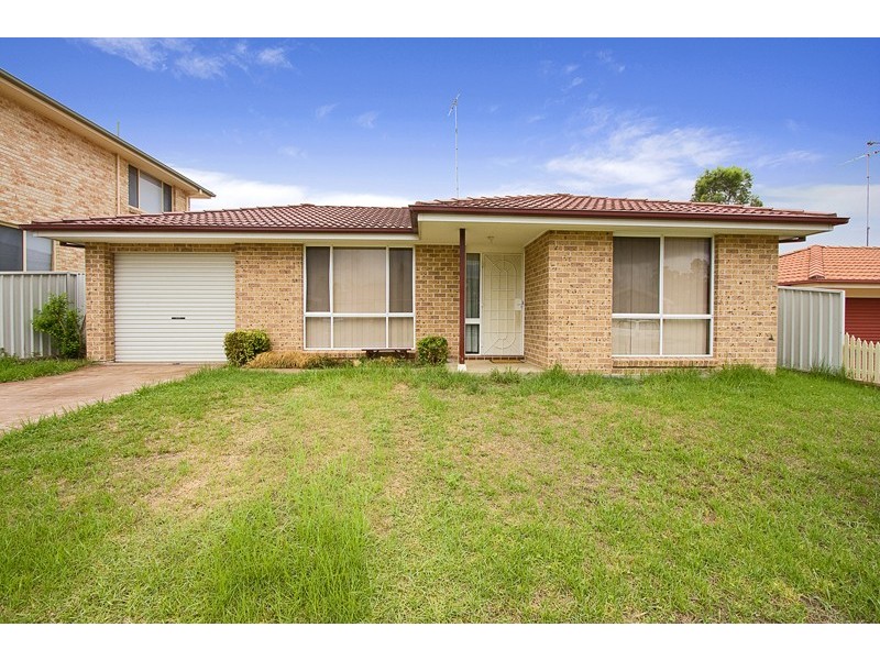 3 Gunara Terrace, Glenmore Park NSW 2745