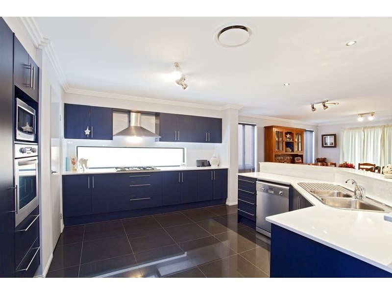 5 Fairwater Court, Glenmore Park NSW 2745