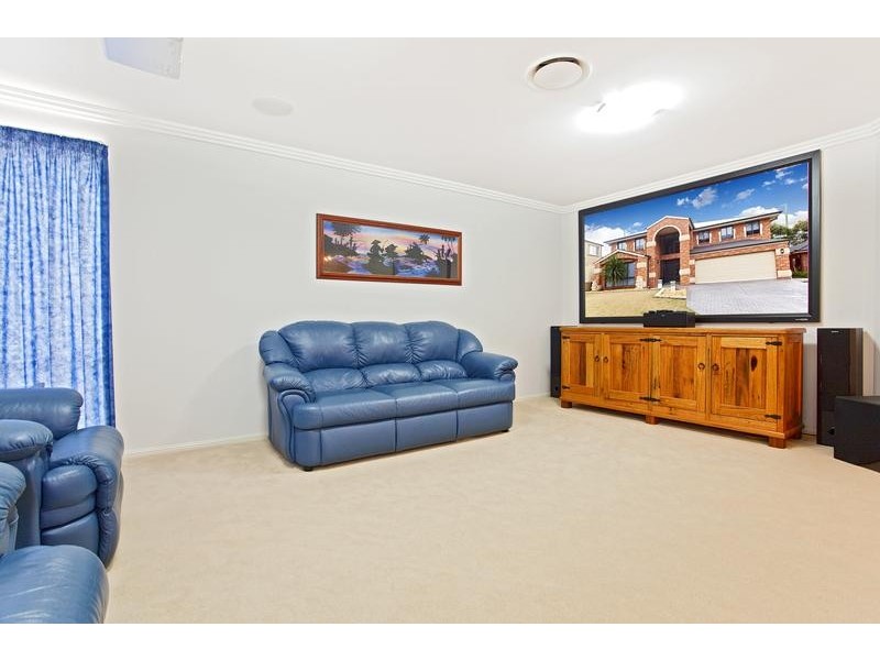 5 Fairwater Court, Glenmore Park NSW 2745