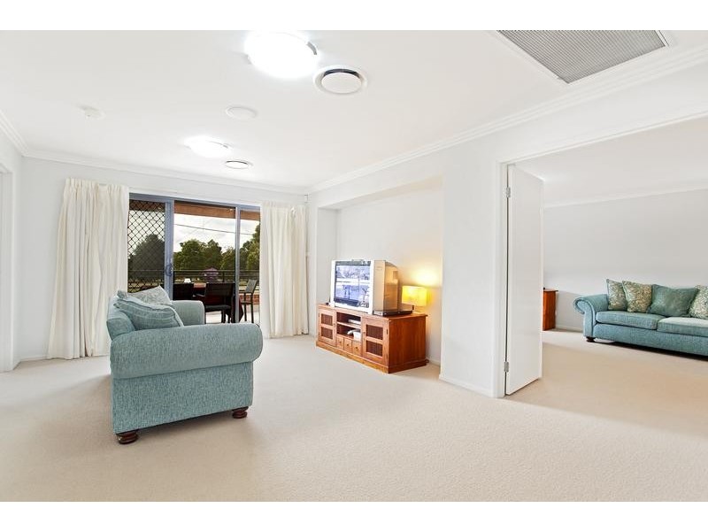 5 Fairwater Court, Glenmore Park NSW 2745