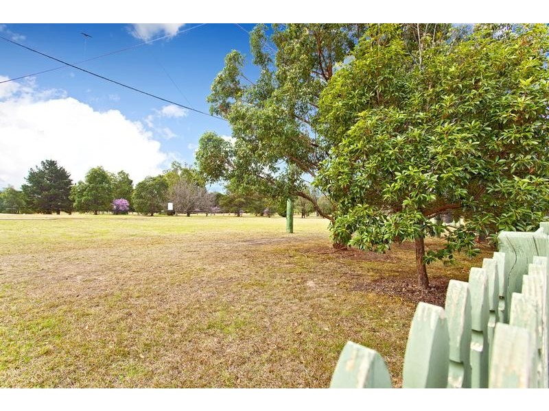 5 Fairwater Court, Glenmore Park NSW 2745