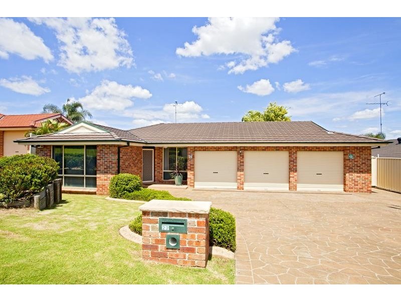 22 Knox Street, Glenmore Park NSW 2745