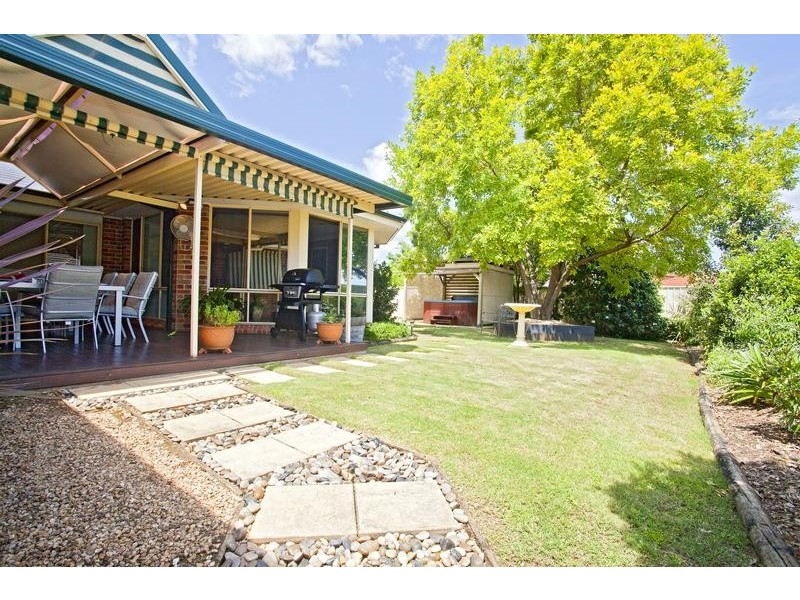 22 Knox Street, Glenmore Park NSW 2745