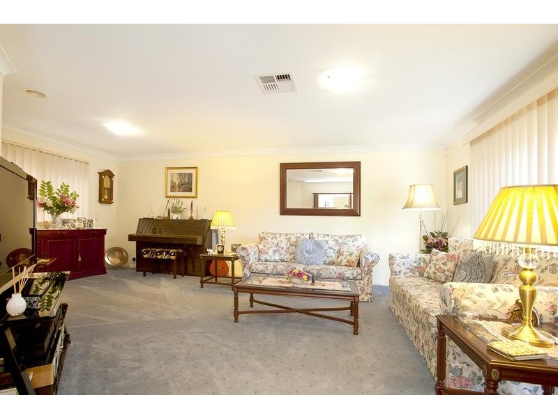 14 Yellow Gum Close, Glenmore Park NSW 2745