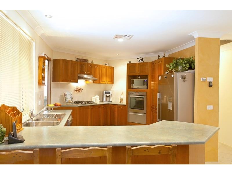 14 Yellow Gum Close, Glenmore Park NSW 2745