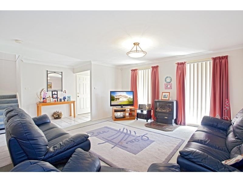 1 Wari Avenue, Glenmore Park NSW 2745