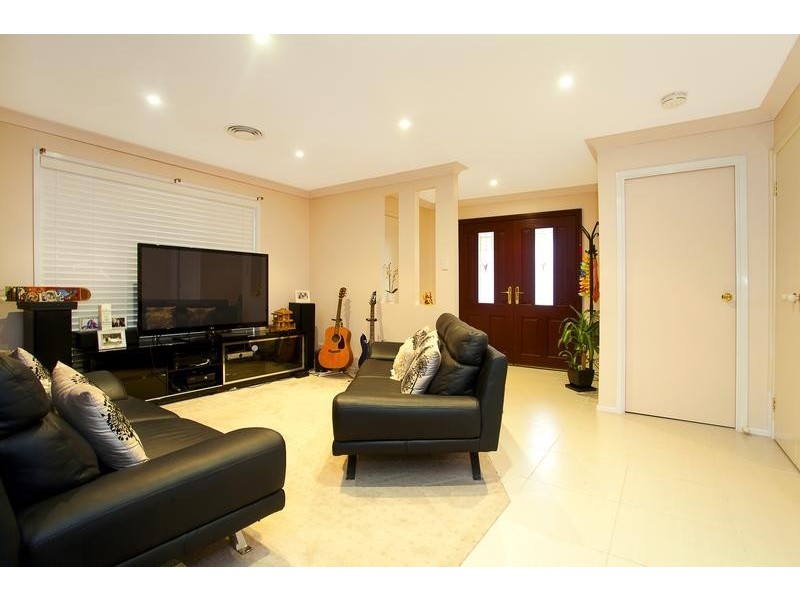 9 Terra Court, Glenmore Park NSW 2745