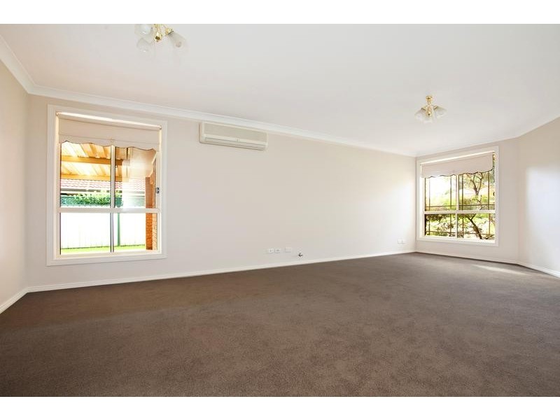 22 Ferntree Close, Glenmore Park NSW 2745
