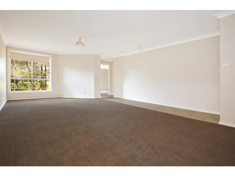 22 Ferntree Close, Glenmore Park NSW 2745