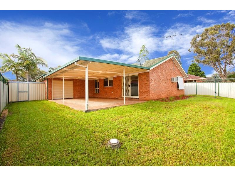 22 Ferntree Close, Glenmore Park NSW 2745