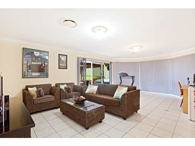 29 Shearwater Drive, Glenmore Park NSW 2745