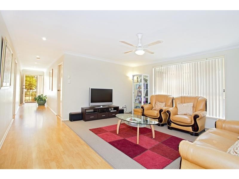 7 Osprey Avenue, Glenmore Park NSW 2745