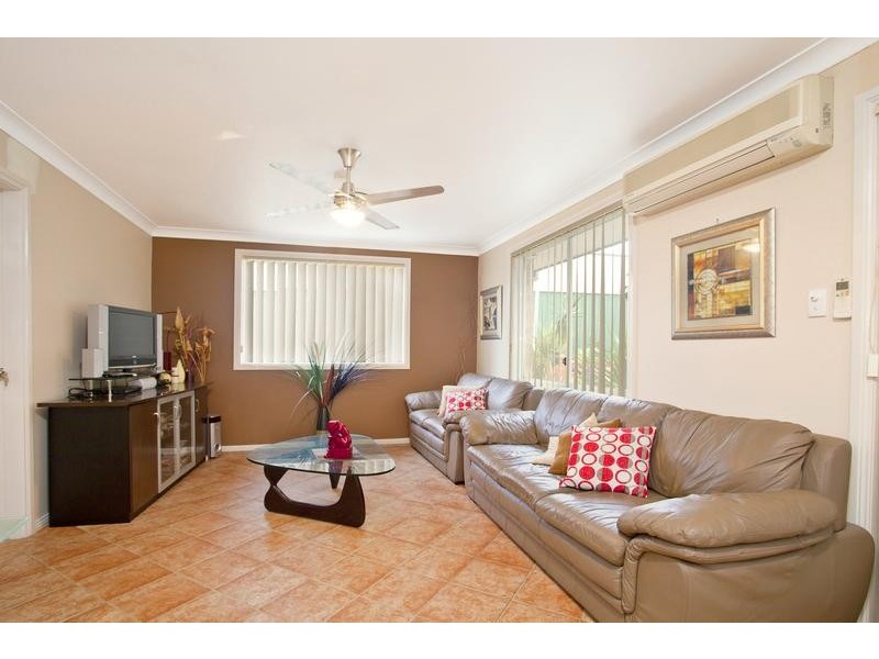 14 Lehmann Avenue, Glenmore Park NSW 2745