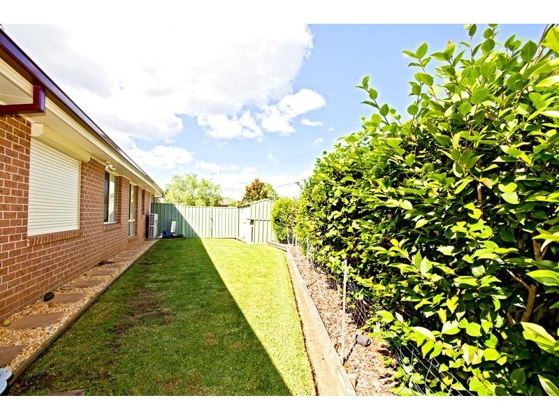 32 Prestwick Terrace, Glenmore Park NSW 2745