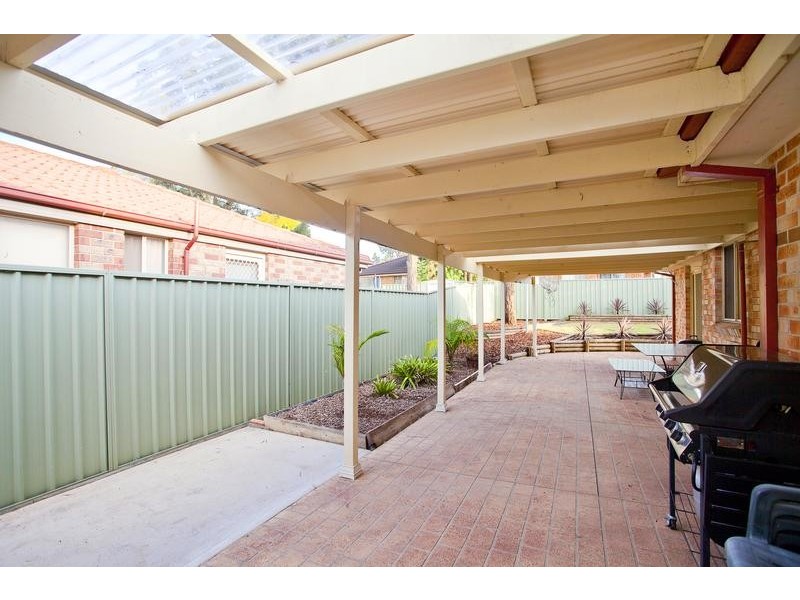 8 Mari Close, Glenmore Park NSW 2745