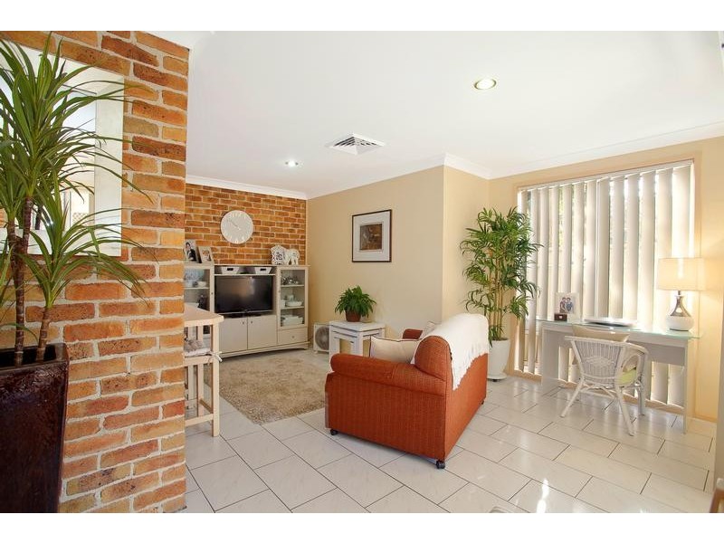 17 Lavender Close, Glenmore Park NSW 2745