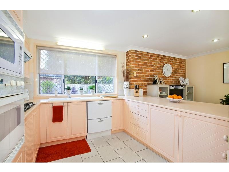 17 Lavender Close, Glenmore Park NSW 2745