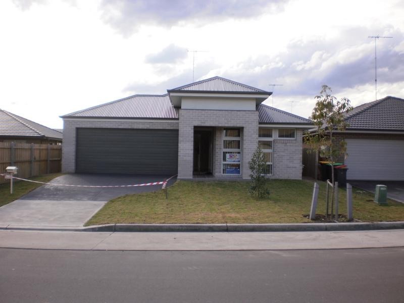 63 Glenmore Ridge Drive, Glenmore Park NSW 2745