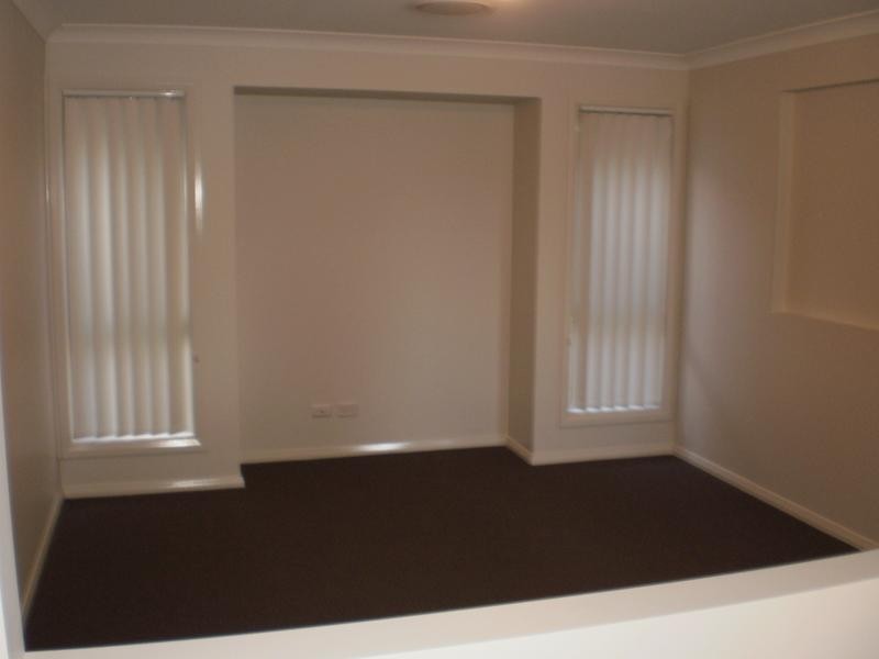 63 Glenmore Ridge Drive, Glenmore Park NSW 2745