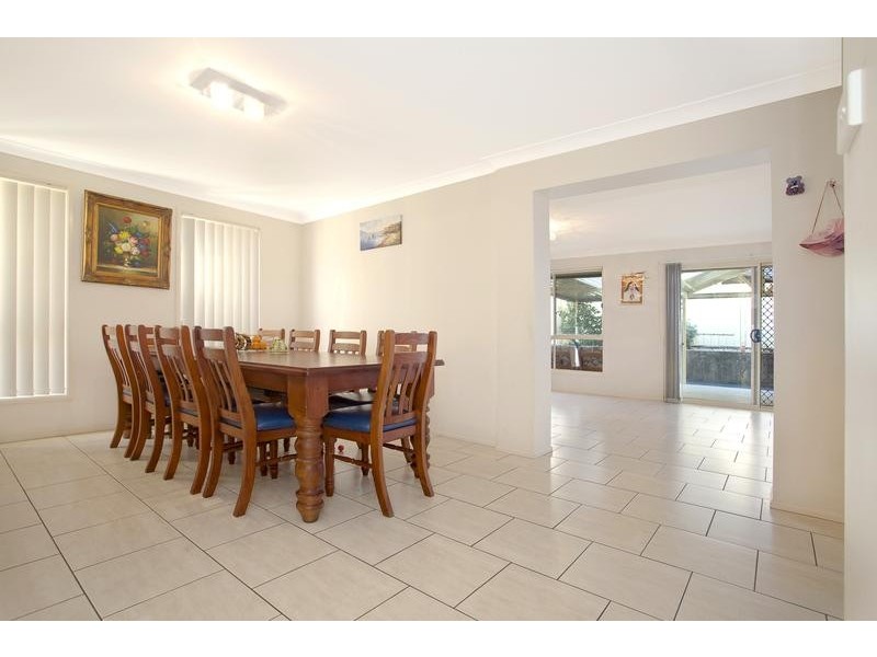 2 Narrabeen Place, Glenmore Park NSW 2745
