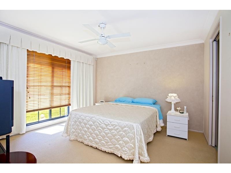 43 Glengarry Drive, Glenmore Park NSW 2745