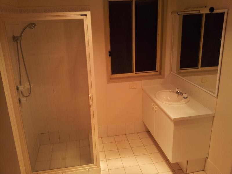 9 Bluewren Close, Glenmore Park NSW 2745