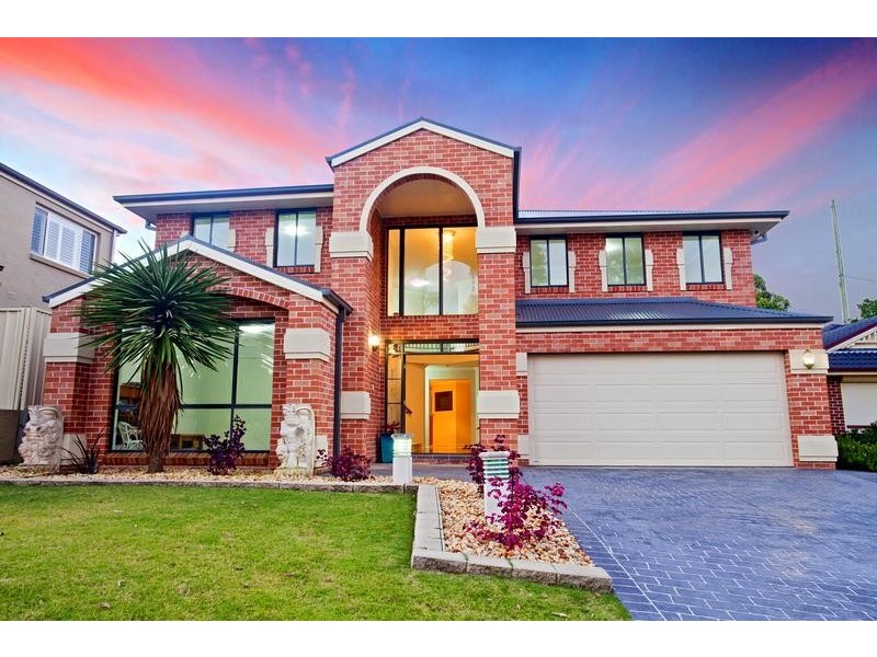 5 Fairwater Court, Glenmore Park NSW 2745