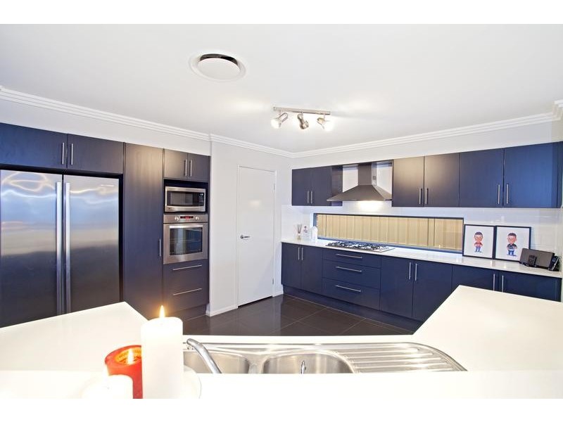 5 Fairwater Court, Glenmore Park NSW 2745