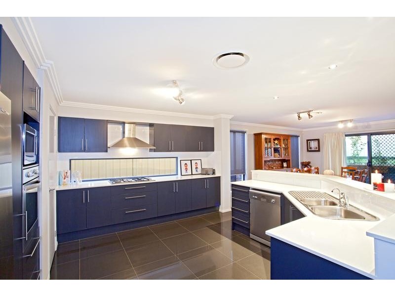 5 Fairwater Court, Glenmore Park NSW 2745