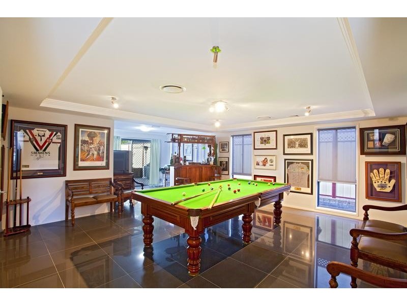 5 Fairwater Court, Glenmore Park NSW 2745