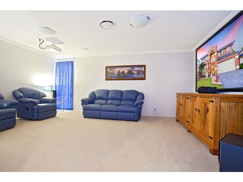 5 Fairwater Court, Glenmore Park NSW 2745