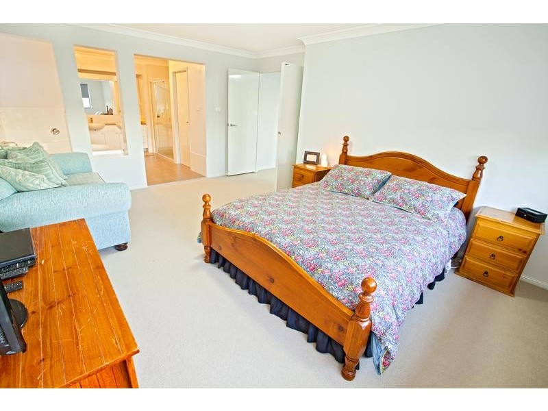 5 Fairwater Court, Glenmore Park NSW 2745