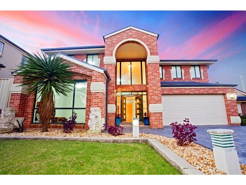 5 Fairwater Court, Glenmore Park NSW 2745