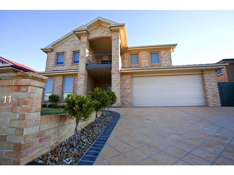 11 Bangalla Parade, Glenmore Park NSW 2745