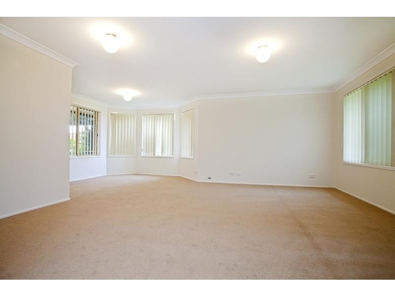 19 Minnek Close, Glenmore Park NSW 2745