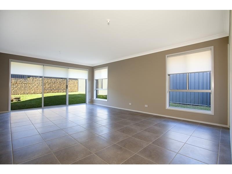 45 Glenmore Ridge Drive, Glenmore Park NSW 2745