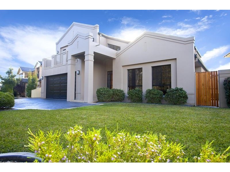 68 Ridgetop Drive, Glenmore Park NSW 2745