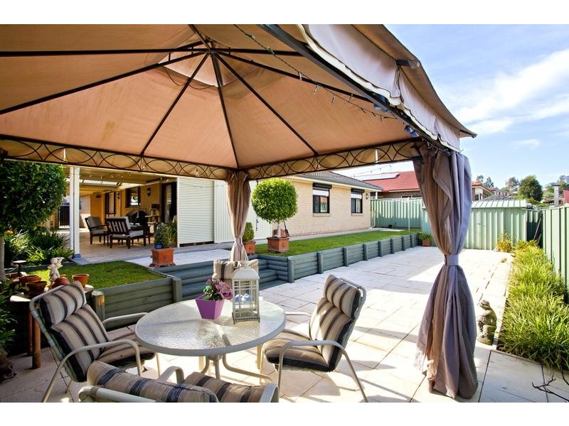 43 Glengarry Drive, Glenmore Park NSW 2745