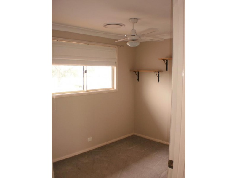 3/2 Dutton Place, Glenmore Park NSW 2745