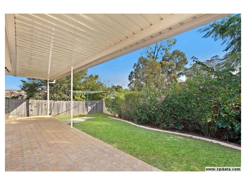 4 Cowan Place, Glenmore Park NSW 2745