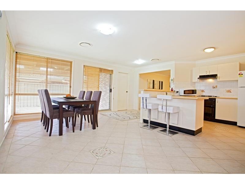 4 Prestwick Terrace, Glenmore Park NSW 2745