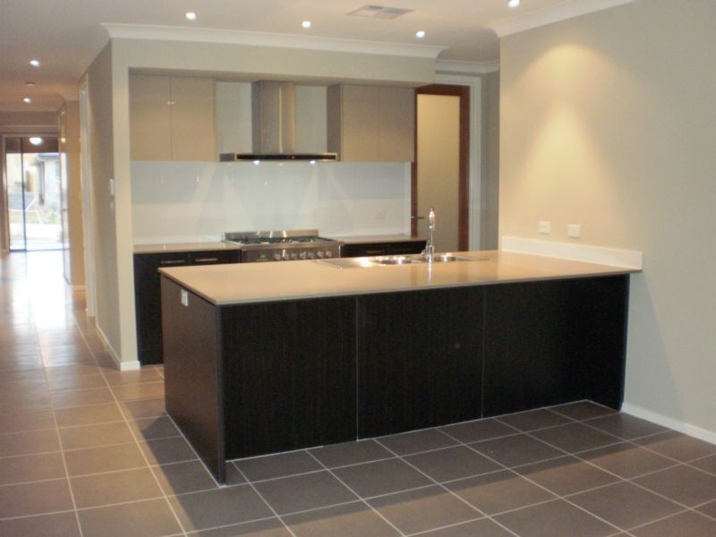 15 Sunrise Terrace, Glenmore Park NSW 2745