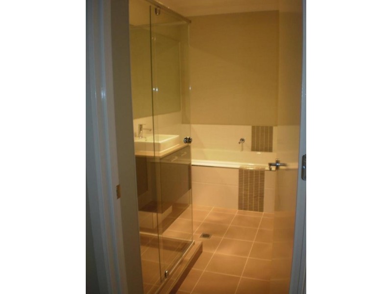 15 Sunrise Terrace, Glenmore Park NSW 2745