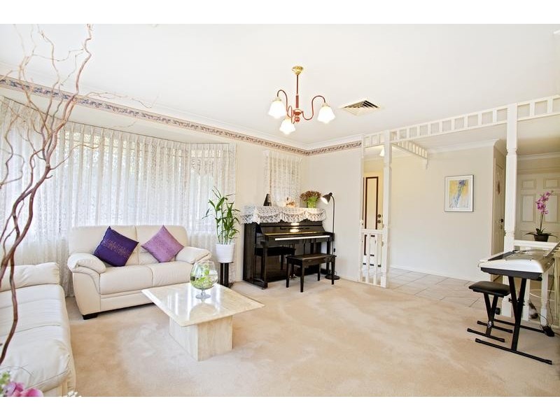 9 Surveyors Creek Road, Glenmore Park NSW 2745