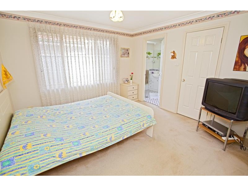 9 Surveyors Creek Road, Glenmore Park NSW 2745